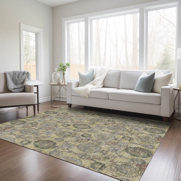 Homeroots 3' Stylish Artichoke Green And Gray Damask Rug - Washable, Durable, Perfect For Indoor And Outdoor Spaces 9' X 12' Polyester 588176