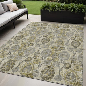 Homeroots 3' Stylish Artichoke Green And Gray Damask Rug - Washable, Durable, Perfect For Indoor And Outdoor Spaces 5' X 8' Polyester 588179