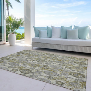 Homeroots 3' Stylish Artichoke Green And Gray Damask Rug - Washable, Durable, Perfect For Indoor And Outdoor Spaces 5' X 8' Polyester 588179