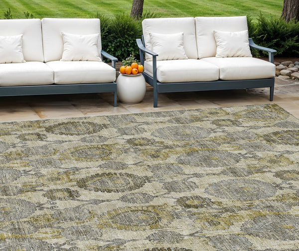 Homeroots 3' Stylish Artichoke Green And Gray Damask Rug - Washable, Durable, Perfect For Indoor And Outdoor Spaces 10' X 14' Polyester 588183
