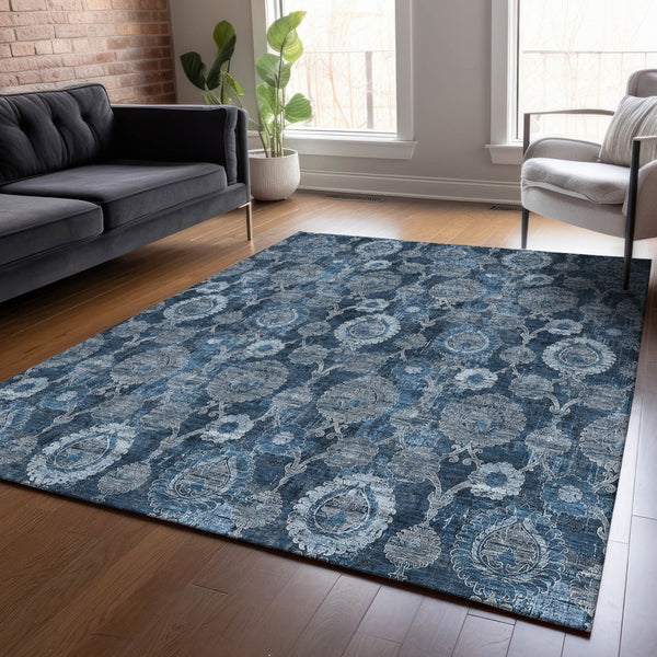 Homeroots 3' Stylish Artichoke Green And Gray Damask Rug - Washable, Durable, Perfect For Indoor And Outdoor Spaces 5' X 8' Polyester 588185