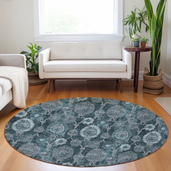Homeroots 3' Stylish Artichoke Green And Gray Damask Rug - Washable, Durable, Perfect For Indoor And Outdoor Spaces 8' Round Polyester 588198