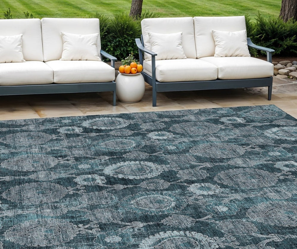 HomeRoots 9' Durable Teal and Sky Blue Damask Area Rug for Indoor and Outdoor High-Traffic Spaces, Machine Washable 9' X 12' 588200