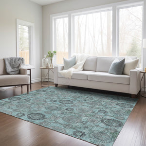 Homeroots 3' Stylish Artichoke Green And Gray Damask Rug - Washable, Durable, Perfect For Indoor And Outdoor Spaces 3' X 5' Polyester 588202