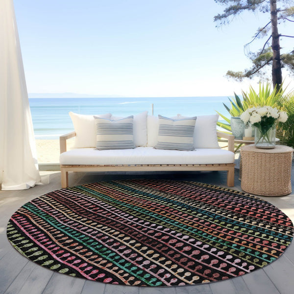 Homeroots 3' Black Green And Gold Striped Washable Area Rug - Stylish Indoor/Outdoor Design For Modern Spaces 8' Round Polyester 588240