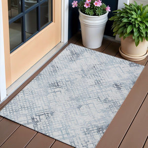 Homeroots 3' Stylish Navy Blue And Sky Blue Geometric Washable Area Rug For Indoor And Outdoor Spaces 3' X 5' Polyester 588256