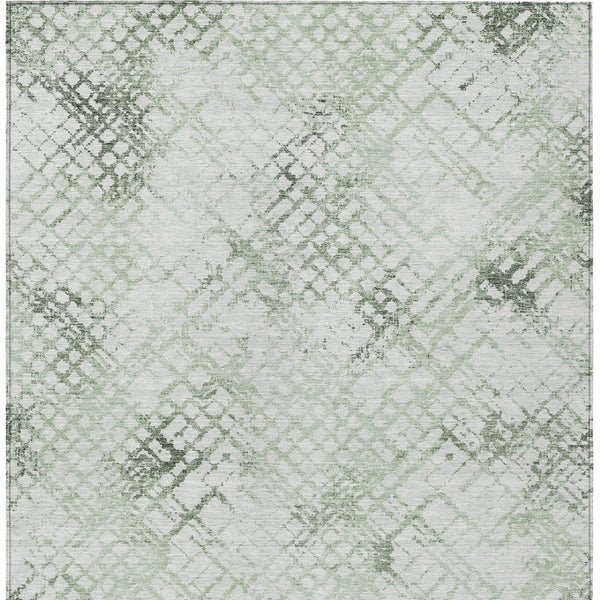 Homeroots 3' Stylish Navy Blue And Sky Blue Geometric Washable Area Rug For Indoor And Outdoor Spaces 3' X 5' Polyester 588262