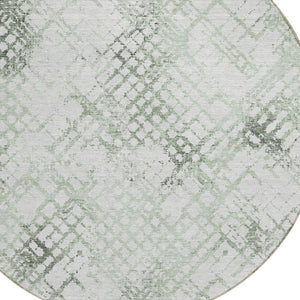 Homeroots 3' Stylish Navy Blue And Sky Blue Geometric Washable Area Rug For Indoor And Outdoor Spaces 8' Round Polyester 588264