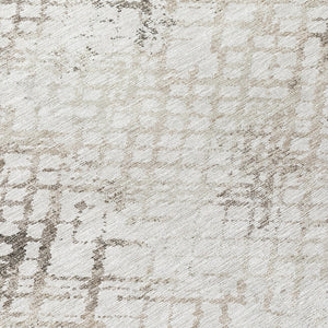 Homeroots 3' Stylish Navy Blue And Sky Blue Geometric Washable Area Rug For Indoor And Outdoor Spaces 8' Round Polyester 588282