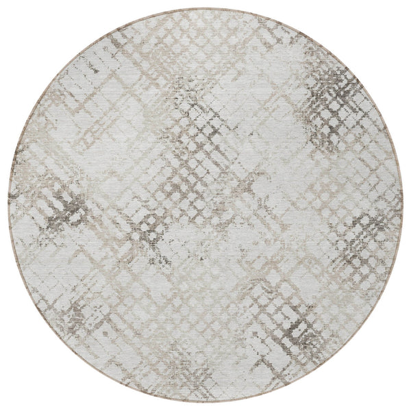 Homeroots 3' Stylish Navy Blue And Sky Blue Geometric Washable Area Rug For Indoor And Outdoor Spaces 8' Round Polyester 588282