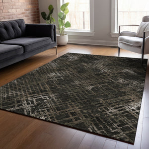 Homeroots 3' Stylish Beige Tan And Ivory Geometric Washable Area Rug For Indoor And Outdoor Spaces 3' X 5' Polyester 588304