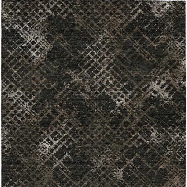 Homeroots 3' Stylish Beige Tan And Ivory Geometric Washable Area Rug For Indoor And Outdoor Spaces 5' X 8' Polyester 588305