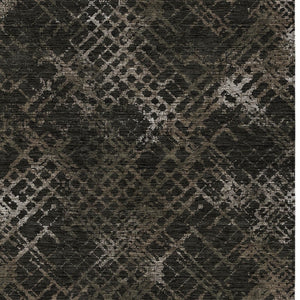 Homeroots 3' Stylish Beige Tan And Ivory Geometric Washable Area Rug For Indoor And Outdoor Spaces 5' X 8' Polyester 588305