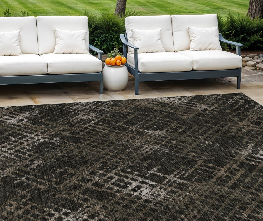 HomeRoots 9' Brown and Chocolate Geometric Indoor Outdoor Area Rug – Stylish, Durable, Washable for High Traffic Spaces 9' X 12' 588308