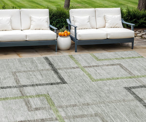 Homeroots 3' Geometric Washable Indoor Outdoor Area Rug In Green And Charcoal – Stylish, Durable Design 10' X 14' Polyester 588337