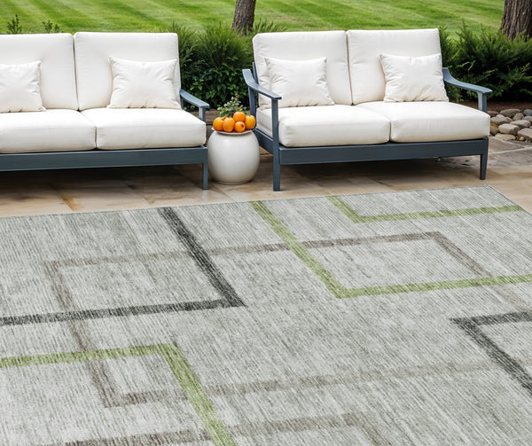 Homeroots 3' Geometric Washable Indoor Outdoor Area Rug In Green And Charcoal – Stylish, Durable Design 10' X 14' Polyester 588337