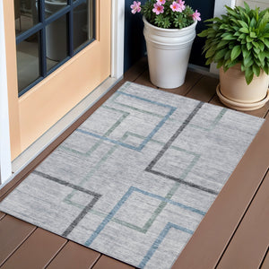 Homeroots 3' Geometric Washable Indoor Outdoor Area Rug In Green And Charcoal – Stylish, Durable Design 3' X 5' Polyester 588338