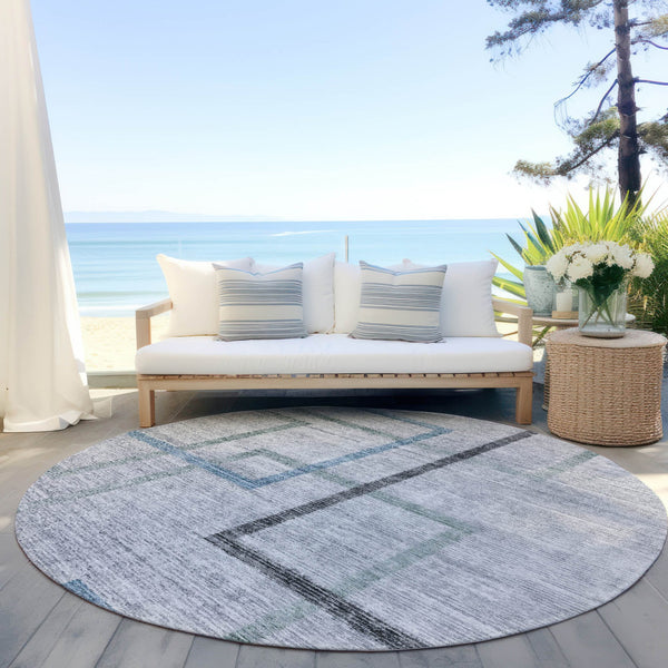 Homeroots 3' Geometric Washable Indoor Outdoor Area Rug In Green And Charcoal – Stylish, Durable Design 8' Round Polyester 588340