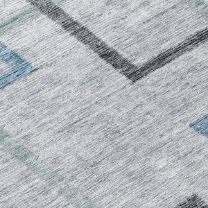 Homeroots 3' Geometric Washable Indoor Outdoor Area Rug In Green And Charcoal – Stylish, Durable Design 8' Round Polyester 588340