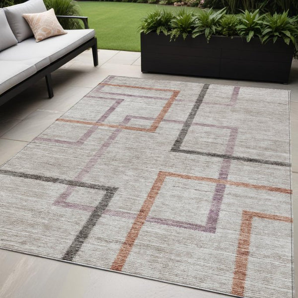 Homeroots 3' Geometric Washable Indoor Outdoor Area Rug In Green And Charcoal – Stylish, Durable Design 5' X 8' Polyester 588345