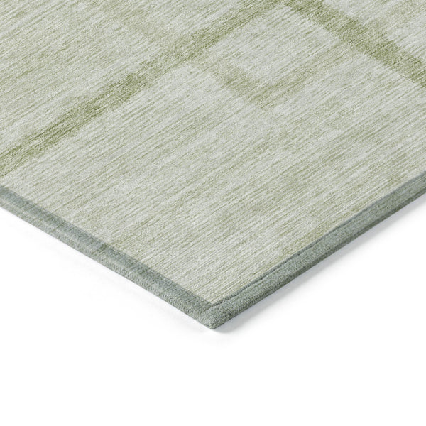 Homeroots 3' Artichoke Green Geometric Washable Area Rug - Stylish Indoor/Outdoor Accent For Any Space 5' X 8' Polyester 588389