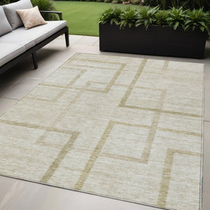 Homeroots 3' Artichoke Green Geometric Washable Area Rug - Stylish Indoor/Outdoor Accent For Any Space 5' X 8' Polyester 588395