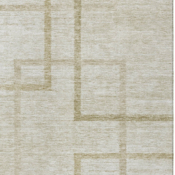 Homeroots 3' Artichoke Green Geometric Washable Area Rug - Stylish Indoor/Outdoor Accent For Any Space 8' X 10' Polyester 588397