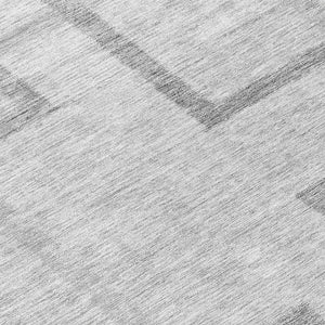 Homeroots 3' Artichoke Green Geometric Washable Area Rug - Stylish Indoor/Outdoor Accent For Any Space 8' Round Polyester 588410