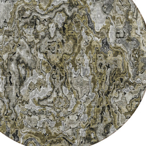 Homeroots 3' Beige Tan And Taupe Abstract Washable Area Rug For Indoor And Outdoor Spaces, Durable Design 8' Round Polyester 588452