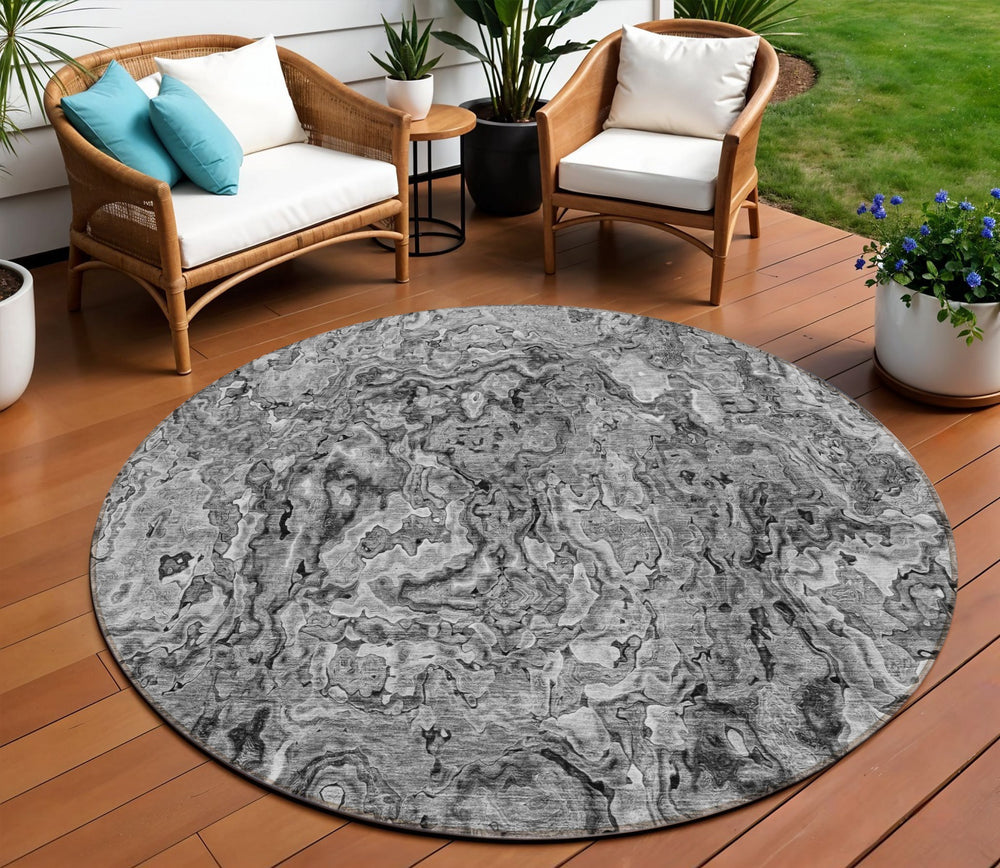 Homeroots 3' Beige Tan And Taupe Abstract Washable Area Rug For Indoor And Outdoor Spaces, Durable Design 8' Round Polyester 588470