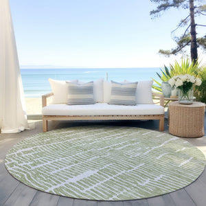 Homeroots 3' Artichoke Green And Ivory Abstract Washable Rug For Indoor And Outdoor Spaces, Stain-resistant Design 8' Round Polyester 588488