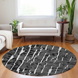 Homeroots 3' Artichoke Green And Ivory Abstract Washable Rug For Indoor And Outdoor Spaces, Stain-resistant Design 8' Round Polyester 588494
