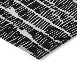 Homeroots 3' Artichoke Green And Ivory Abstract Washable Rug For Indoor And Outdoor Spaces, Stain-resistant Design 8' X 10' Polyester 588495