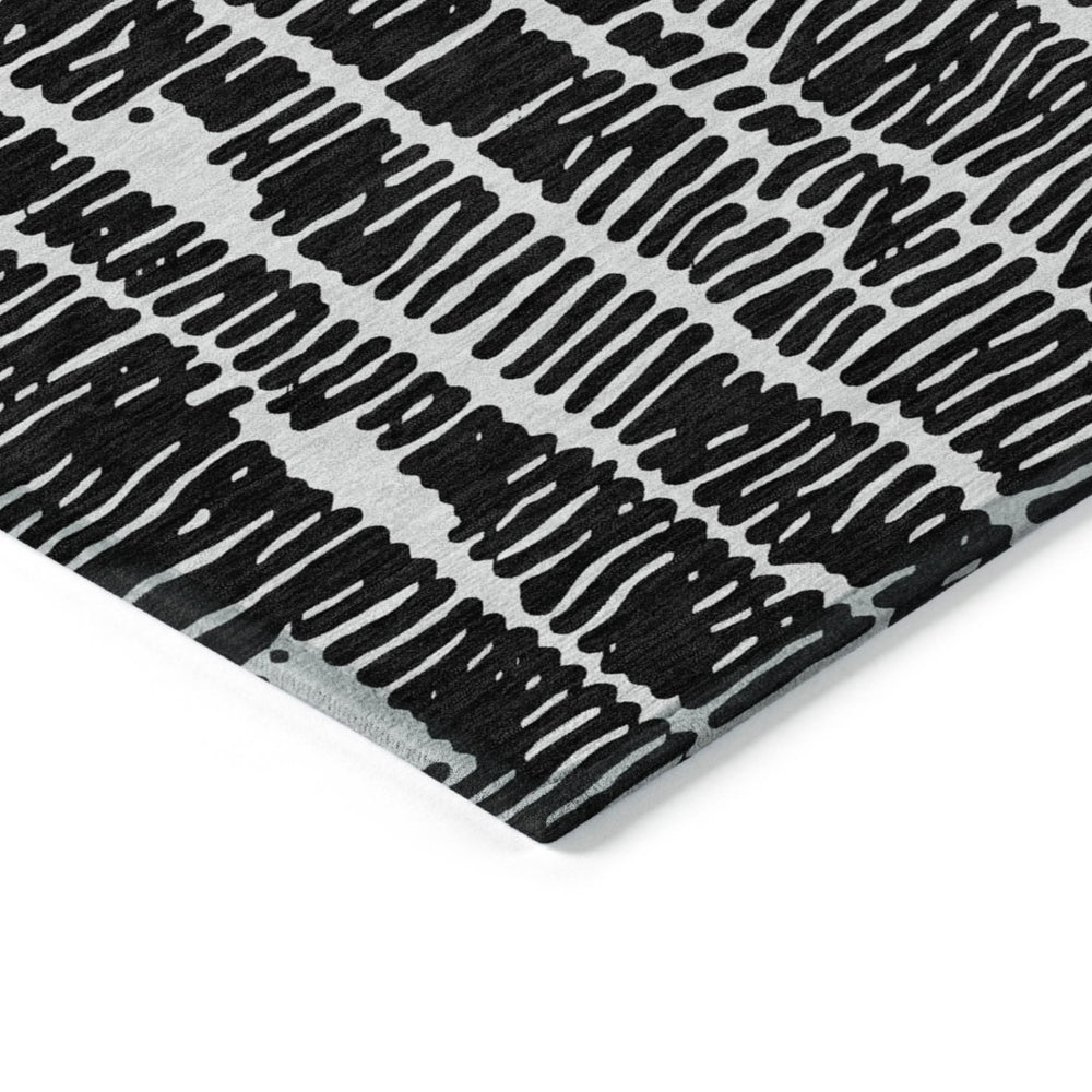 HomeRoots 9' Modern Black and Ivory Abstract Area Rug for Indoor and Outdoor Use - Stain-Resistant & Washable! 9' X 12' 588496