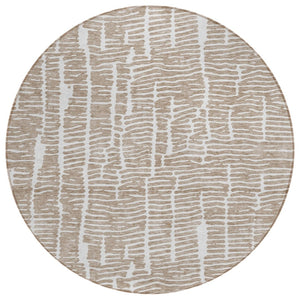 HomeRoots 5' Brown and Ivory Abstract Washable Area Rug – Perfect for Indoor Comfort and Outdoor Durability! 8' Round 588500