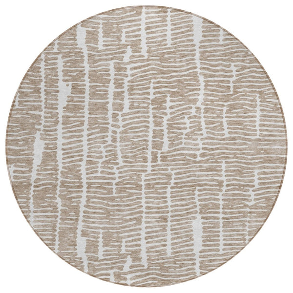 HomeRoots 5' Brown and Ivory Abstract Washable Area Rug – Perfect for Indoor Comfort and Outdoor Durability! 8' Round 588500
