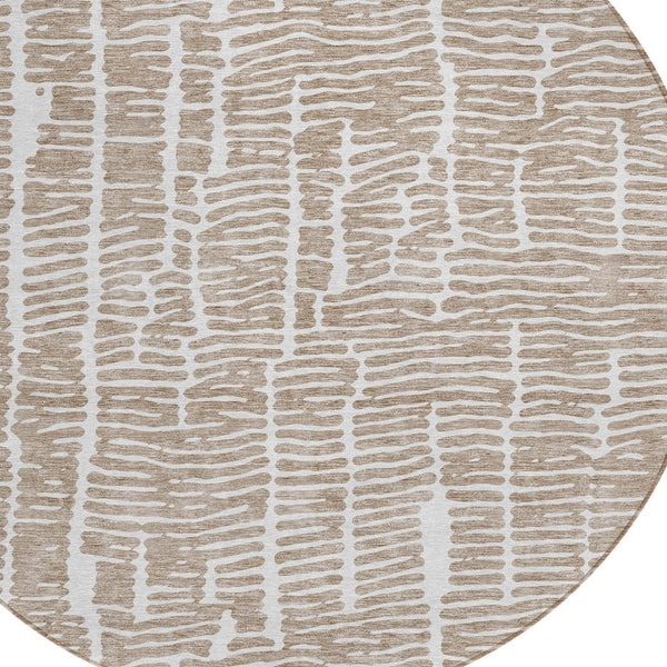 Homeroots 3' Artichoke Green And Ivory Abstract Washable Rug For Indoor And Outdoor Spaces, Stain-resistant Design 8' Round Polyester 588500