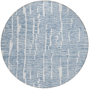 Homeroots 3' Artichoke Green And Ivory Abstract Washable Rug For Indoor And Outdoor Spaces, Stain-resistant Design 8' Round Polyester 588506