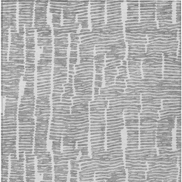 Homeroots 3' Artichoke Green And Ivory Abstract Washable Rug For Indoor And Outdoor Spaces, Stain-resistant Design 5' X 8' Polyester 588511