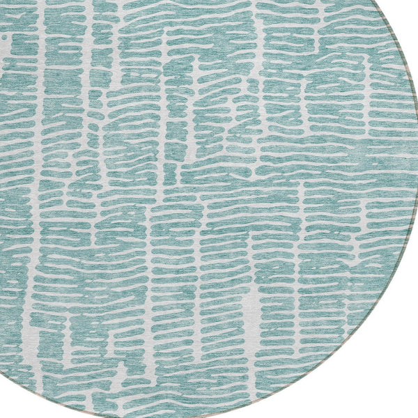 Homeroots 3' Artichoke Green And Ivory Abstract Washable Rug For Indoor And Outdoor Spaces, Stain-resistant Design 8' Round Polyester 588518
