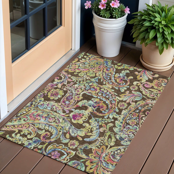 Homeroots 3' Artichoke Green And Pink Paisley Washable Area Rug - Perfect For Indoor And Outdoor Spaces! 3' X 5' Polyester 588600