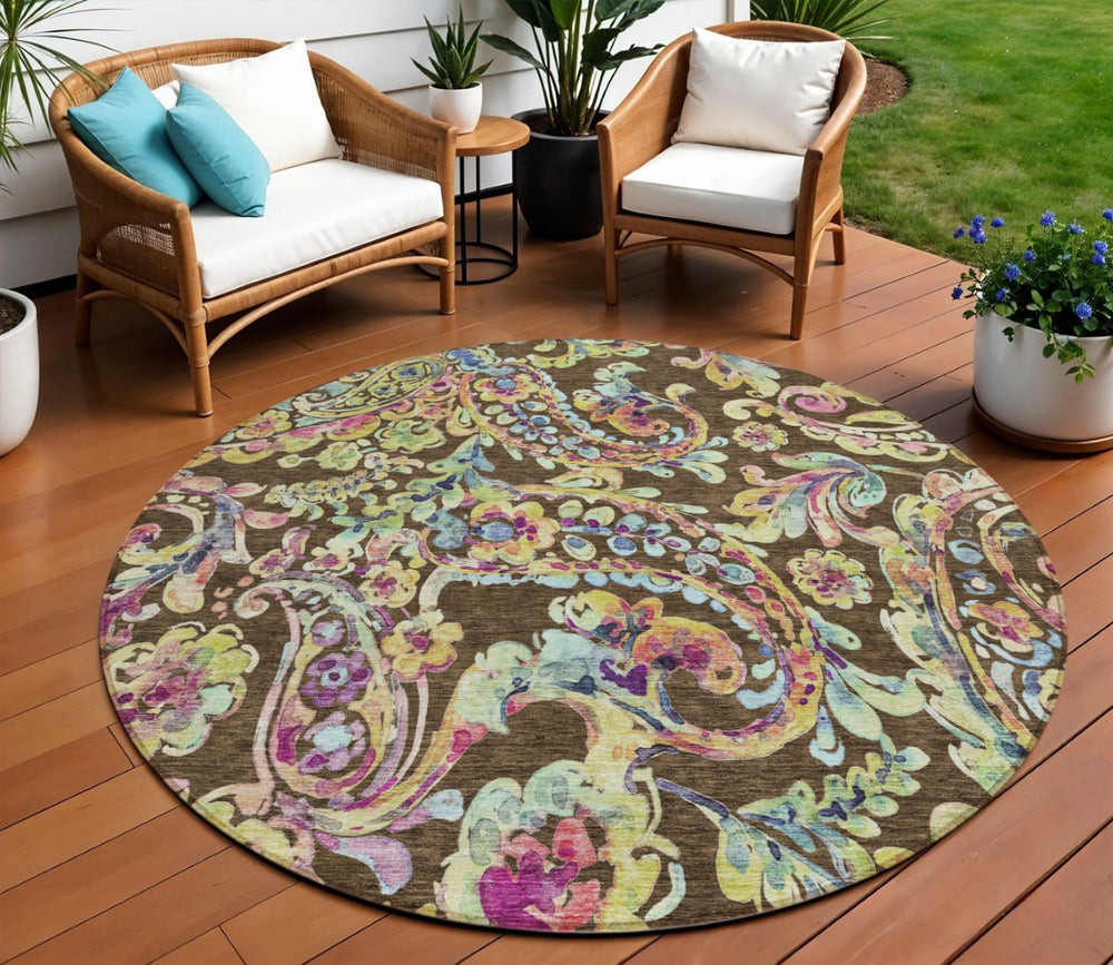 HomeRoots 5' Elegant Chocolate and Artichoke Green Paisley Washable Area Rug for Indoor and Outdoor Spaces 8' Round 588602
