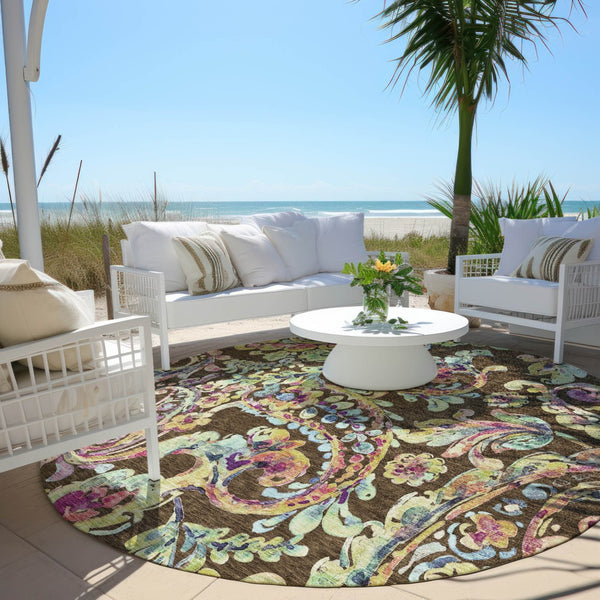 Homeroots 3' Artichoke Green And Pink Paisley Washable Area Rug - Perfect For Indoor And Outdoor Spaces! 8' Round Polyester 588602