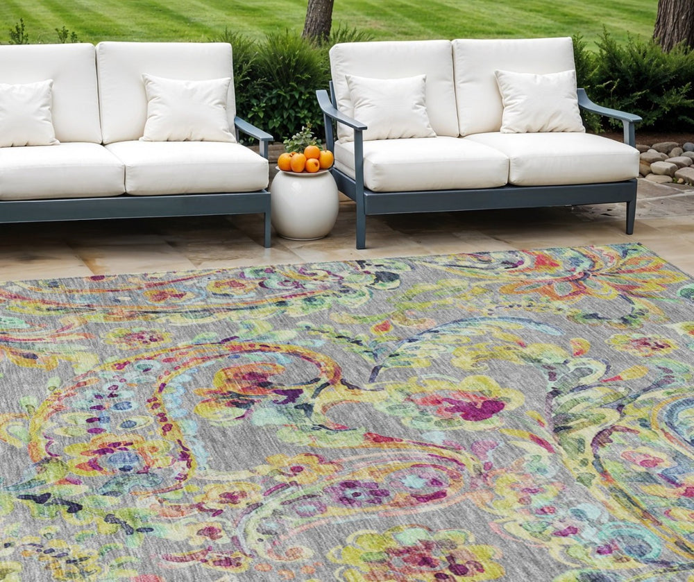 HomeRoots 9' Durable Paisley Area Rug in Gray Fern Green & Artichoke Green for Indoor & Outdoor Spaces 9' X 12' 588616