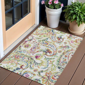Homeroots 3' Artichoke Green And Pink Paisley Washable Area Rug - Perfect For Indoor And Outdoor Spaces! 3' X 5' Polyester 588618