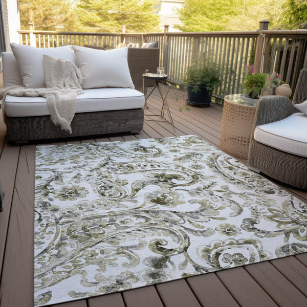 HomeRoots 9' Timeless Brown Ivory Tan Paisley Indoor Outdoor Rug - Durable, Washable, Family-Friendly Design 9' X 12' 588640