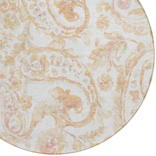 HomeRoots 5' Coral Ivory Peach Paisley Area Rug - Stylish, Durable, Washable for Indoor & Outdoor Spaces 8' Round 588644