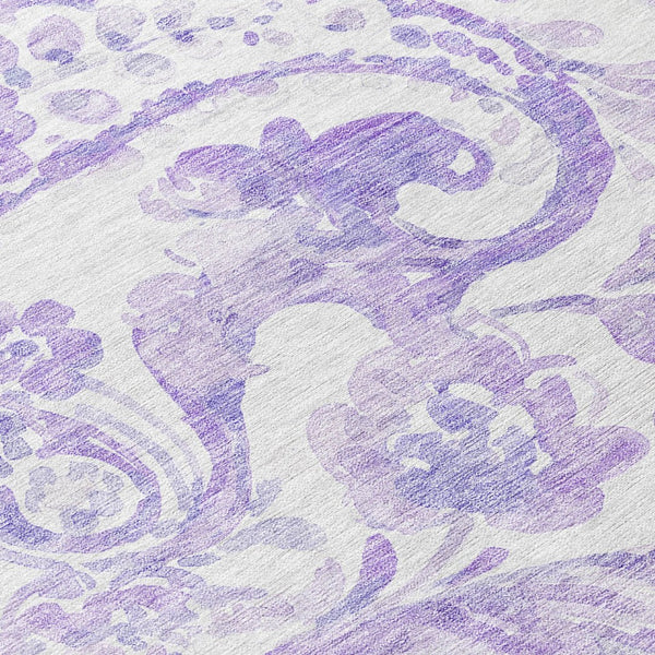 HomeRoots 5' Stylish Lavender Paisley Area Rug for Indoor & Outdoor Use - Durable, Washable, and Chic Décor 8' Round 588650