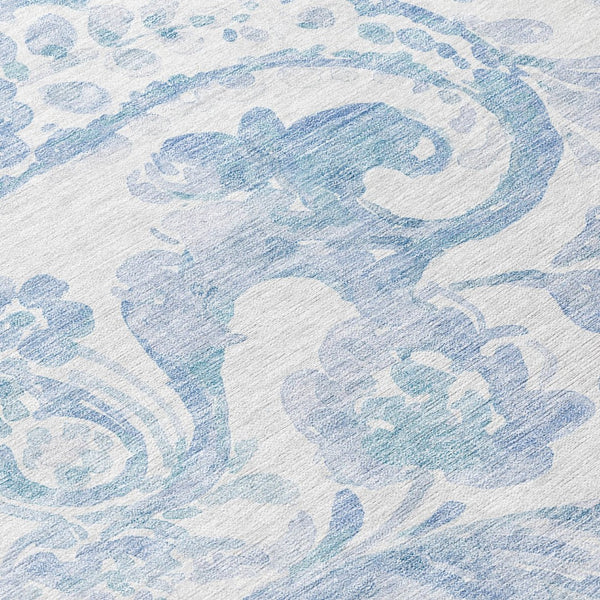 HomeRoots 5' Indoor Outdoor Paisley Area Rug - Sky Blue, Denim Blue & Ivory - Durable, Washable & Stylish 8' Round 588662