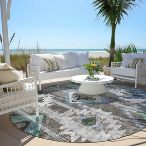 Homeroots 3' Brown Beige And Blue Southwestern Washable Area Rug For Indoor Outdoor Spaces, Durable Design 8' Round Polyester 588674